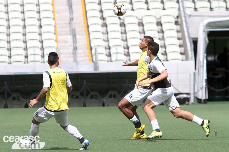 [04-03] Treino tático - Castelão - 12