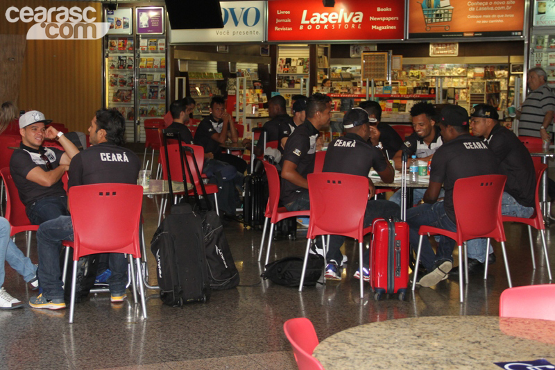 [30-10] Ceará viaja para Varginha/MG - 9