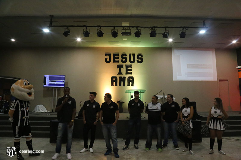 [05-09-2017] Vovo vai a Escola - Logos - 16