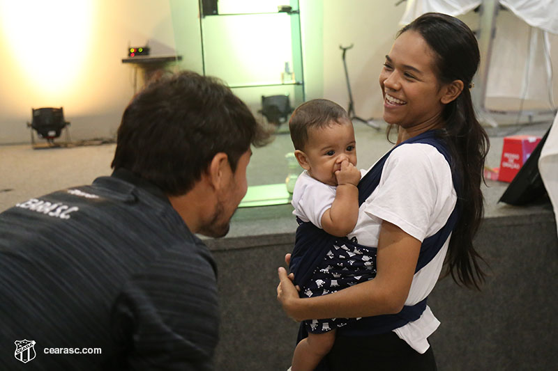 [05-09-2017] Vovo vai a Escola - Logos - 31