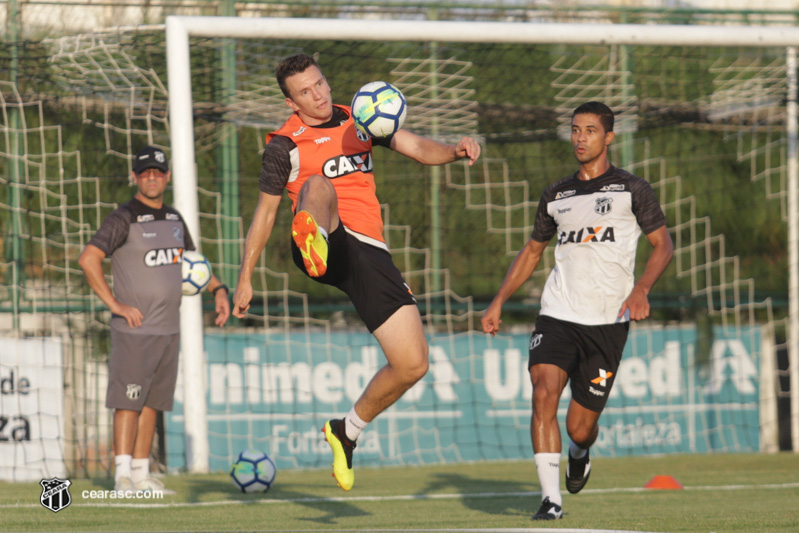 [08-10-2018] Treino tatico fisico - 17