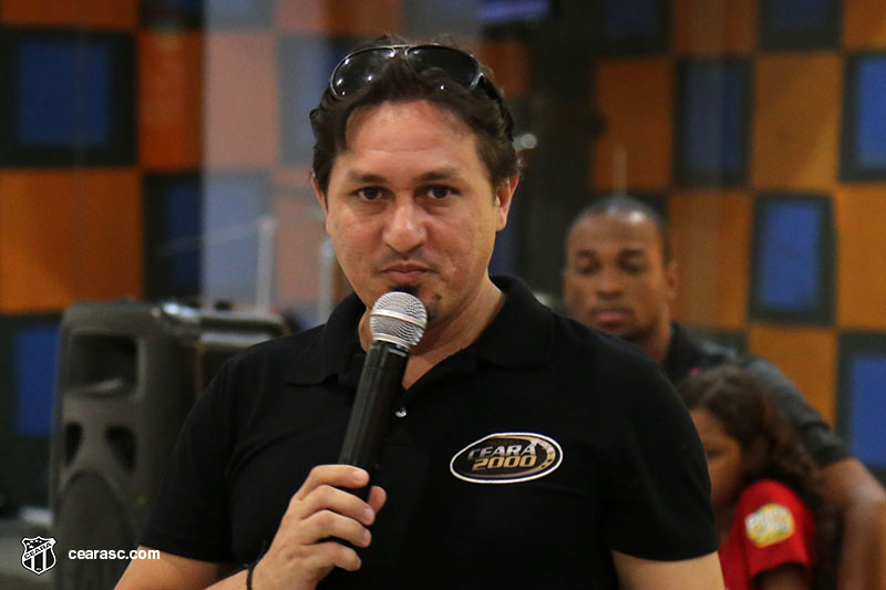 [05-09-2017] Vovo vai a Escola - Logos - 61