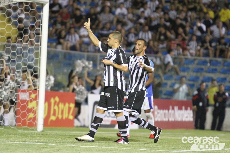 [15-02] Ceará 3 x 0 Itapipoca - 3