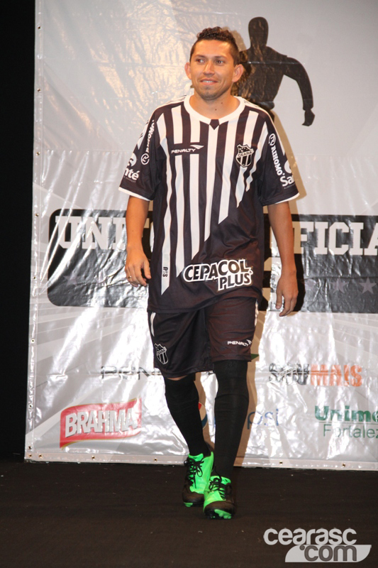 [11-12] Lançamento do Uniforme 2013 - 02 - 4