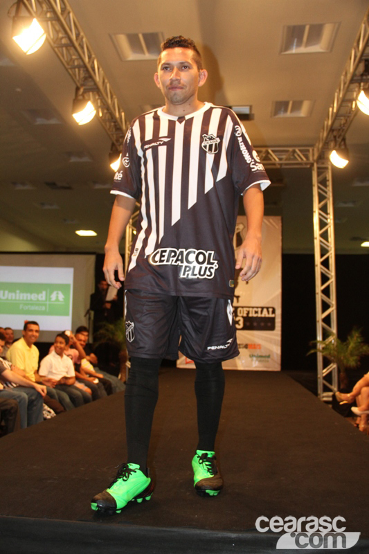 [11-12] Lançamento do Uniforme 2013 - 02 - 5