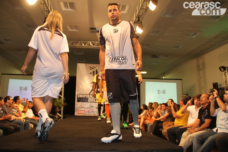 [11-12] Lançamento do Uniforme 2013 - 02 - 11