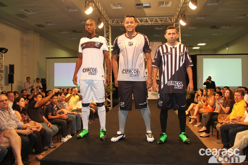 [11-12] Lançamento do Uniforme 2013 - 02 - 15