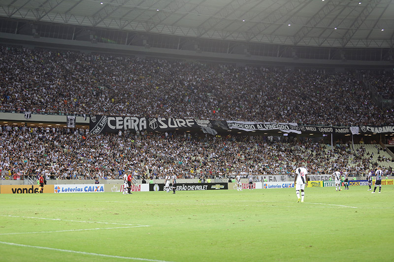 [02-08-2016] Ceará 0 x 0 Vasco - Torcida.zip - 32