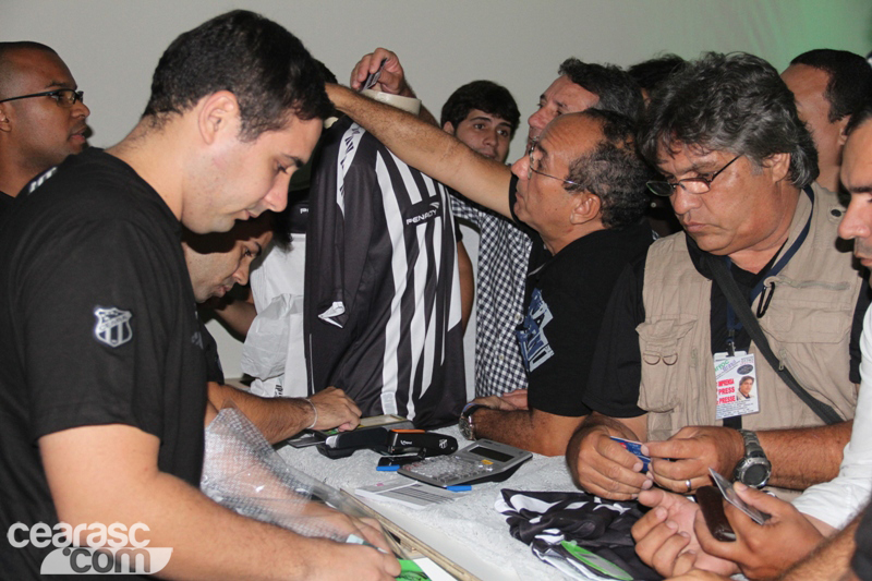 [11-12] Lançamento do Uniforme 2013 - 03 - 12