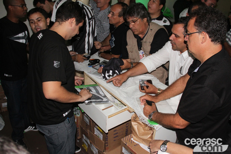 [11-12] Lançamento do Uniforme 2013 - 03 - 13