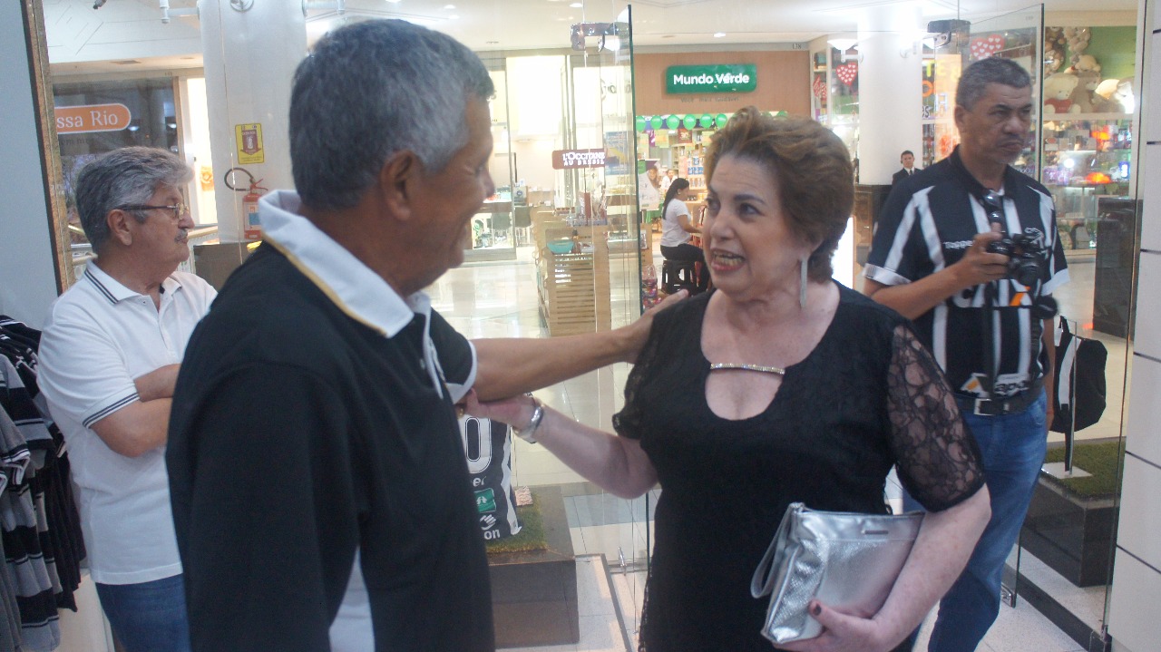 Zé Eduardo visitou a Loja Oficial  - 11