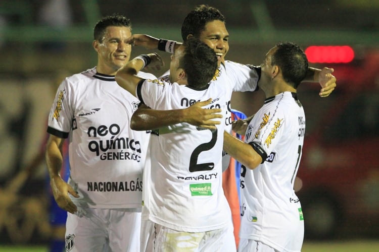 [13-04] Tiradentes 0 x 1 Ceará - 5