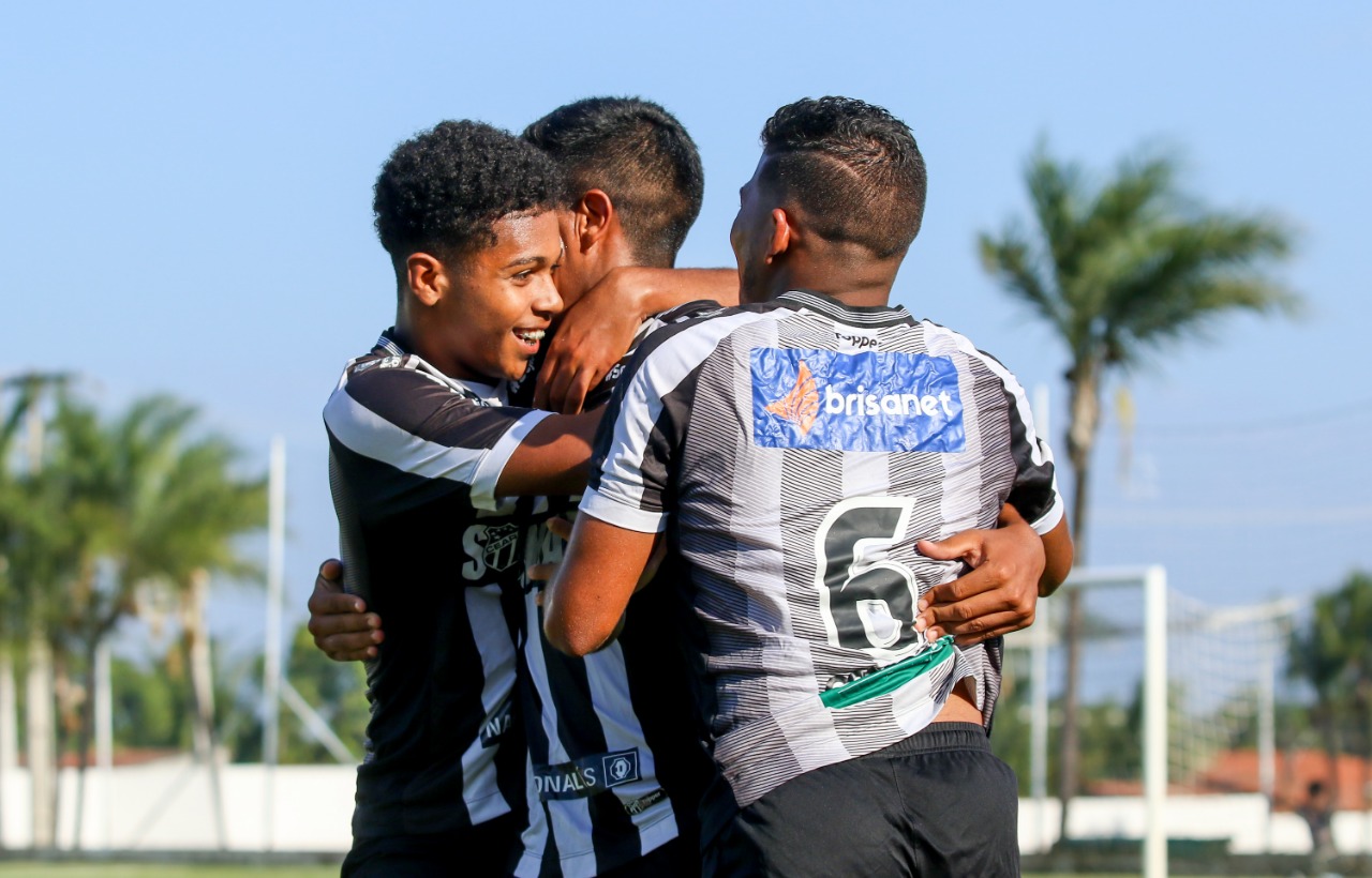 Sub-17: Ceará goleia PFC/MABV pela Copa Seromo e assume liderança