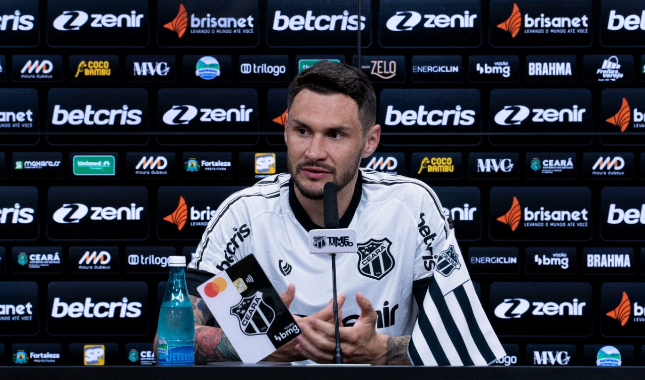 Em coletiva de apresentação, Tiago Pagnussat afirma: “Temos grandes objetivos e esperamos realizar todos eles”