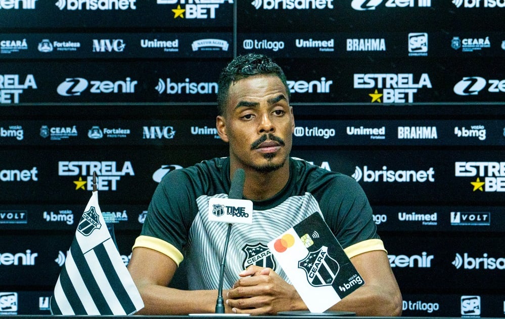 Em coletiva pré-jogo, Caíque Gonçalves pede atenção para o jogo contra a Caldense/MG