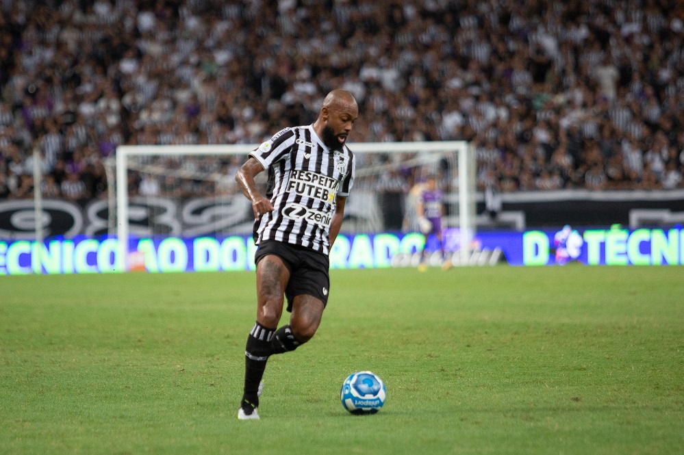 Ceará recebe o Avaí em busca da sétima vitória no Campeonato Brasileiro