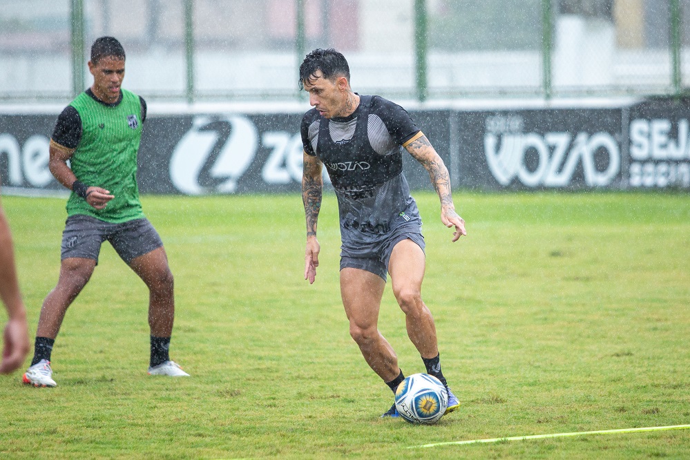 Visando o jogo contra o Ituano, Ceará se reapresentou em Porangabuçu