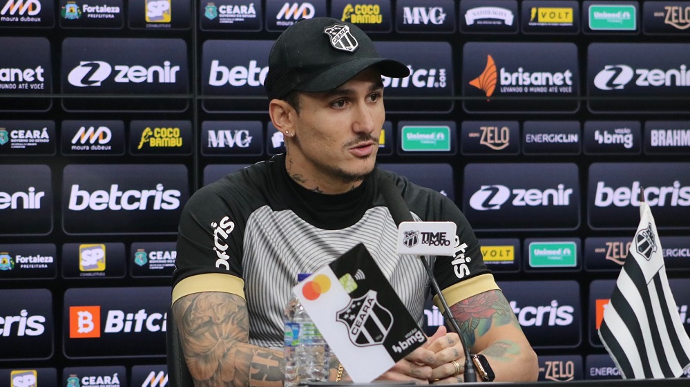 Vina diz o que é preciso para sair de campo com a classificação: “Temos que ser inteligentes porque precisamos do resultado”