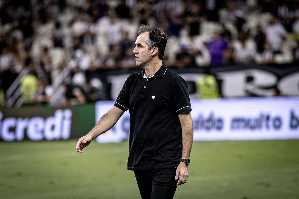 Após duelo com o Palmeiras, Condé avalia o desempenho do Ceará no 1º turno do Brasileirão: “Postura da equipe me agradou”