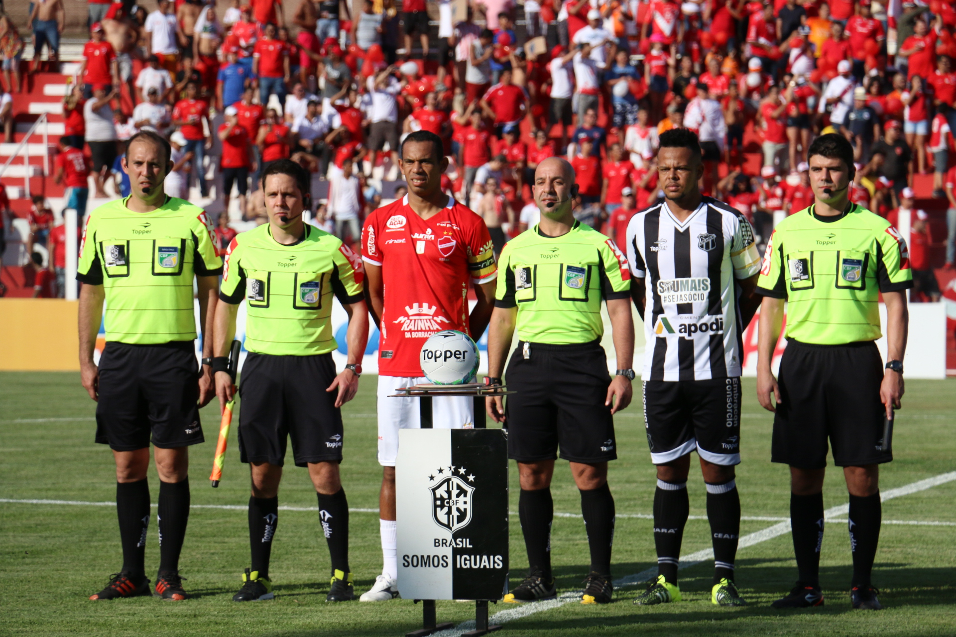 Vozão vence o Vila Nova numa partida com 7 gols e encosta na liderança