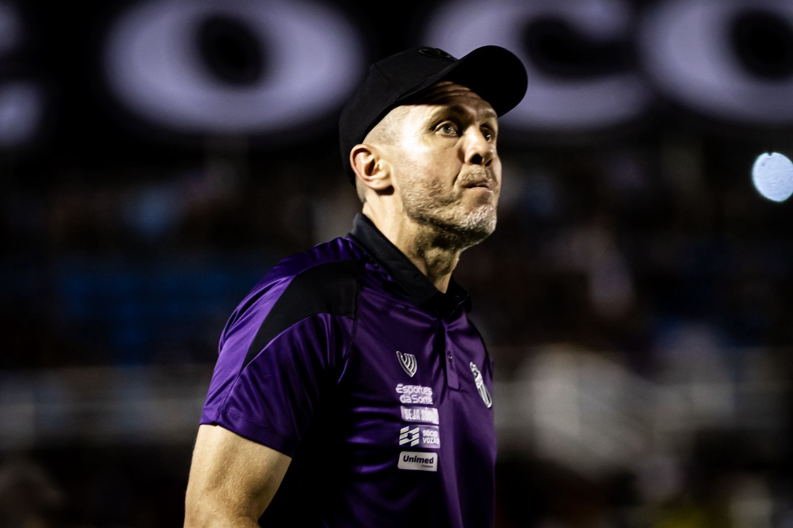 Estreando no comando do Ceará, Mozart valoriza sua primeira vitória: “Satisfeito pela entrega”