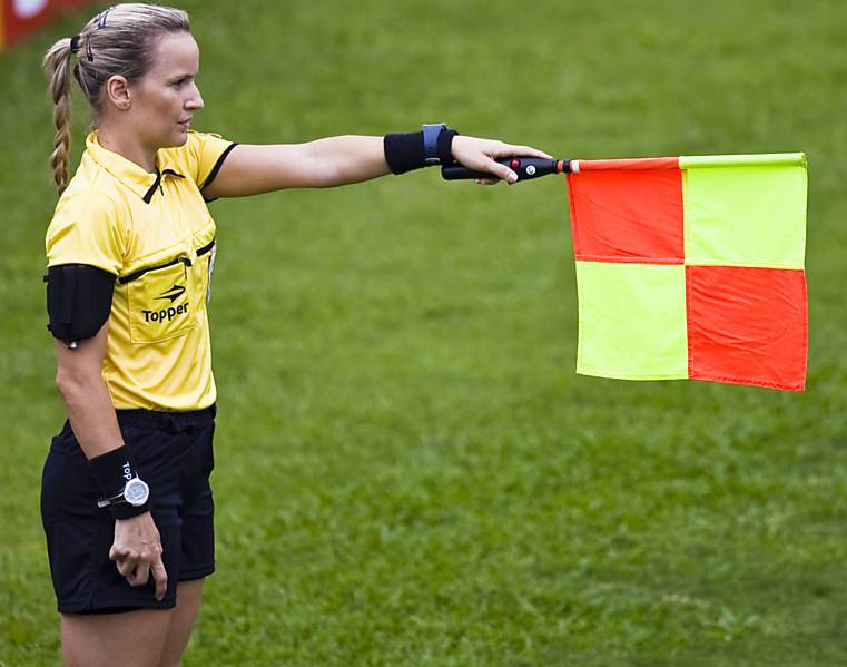 Futebol Feminino: Definido o quadro de arbitragem para o jogo da volta entre Cruzeiro e Ceará