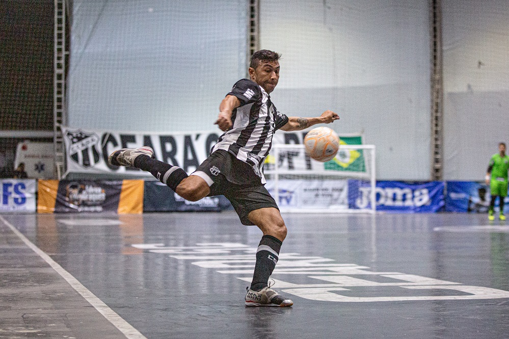 Futsal: Ceará goleia o Paracuru e avança às semifinais do Campeonato Cearense