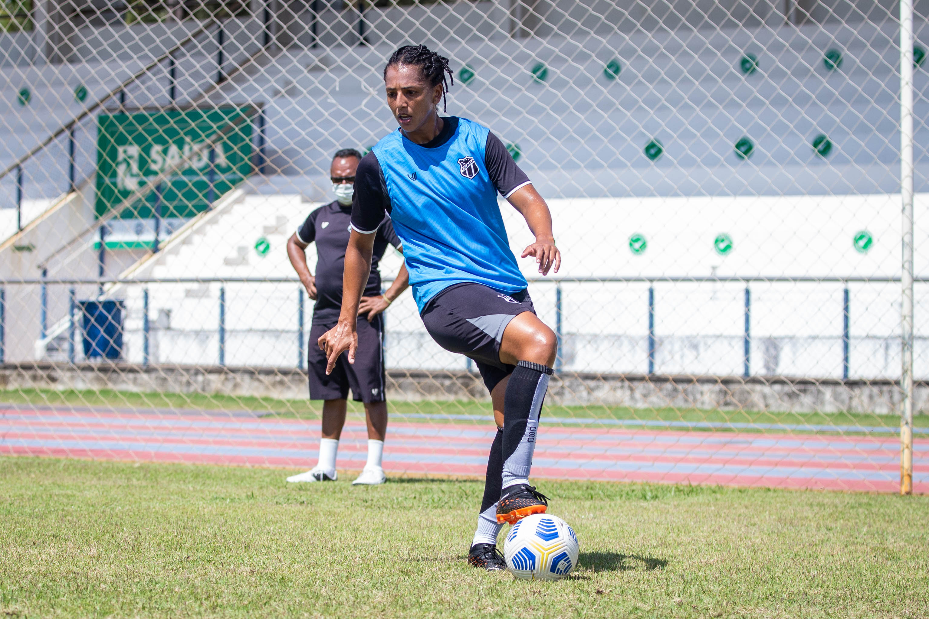 Fut. Feminino: Em semana de estreia, elenco feminino realiza treinos intensivos