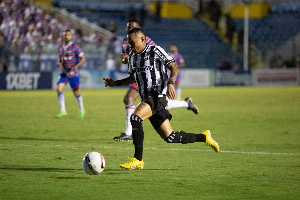 Copa do Nordeste: Na Arena Castelão, Vozão encara o segundo Clássico-Rei do ano