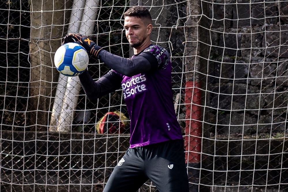 Ainda em Chapecó, Ceará faz o primeiro treino para enfrentar o Coritiba