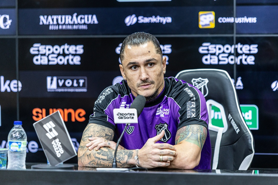 Vina exalta parceria com Pedro Raul e projeta duelos contra o Fluminense: "São finais"