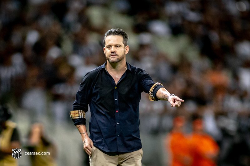 Argel Fucks e Luiz Otávio traçam panorama para partida diante do Corinthians