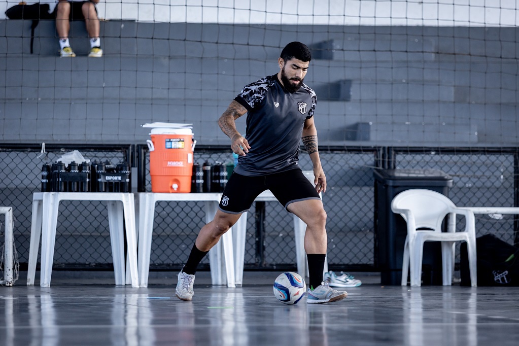 Futsal: Ceará treina e se prepara para embarcar para o Mato Grosso, onde encara o Sorriso, pelo Brasileiro