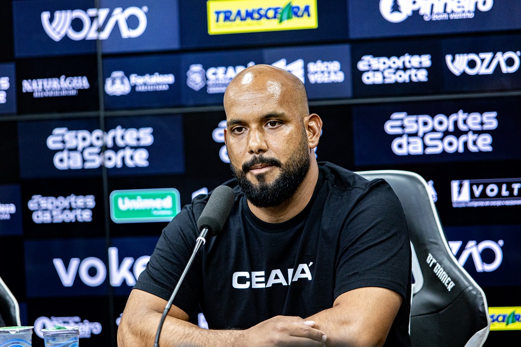 Alison Henry dimensiona a importância de comandar o Ceará na estreia do Estadual: “Responsabilidade gigantesca”