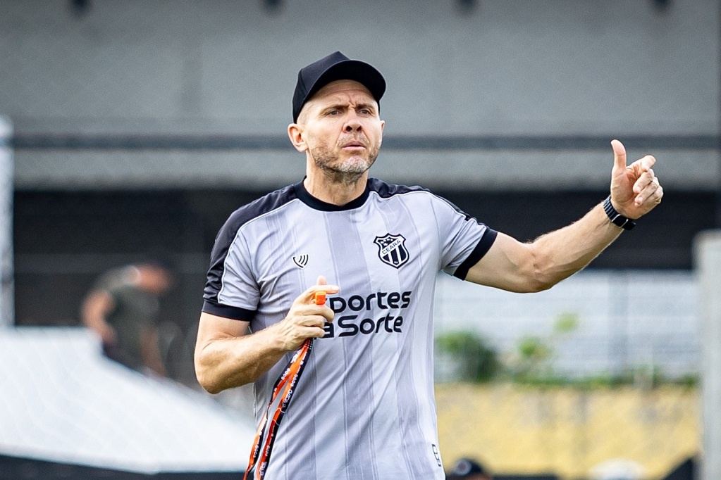 Mozart comanda mais um treino e Ceará segue se preparando para o primeiro Clássico-Rei de 2026