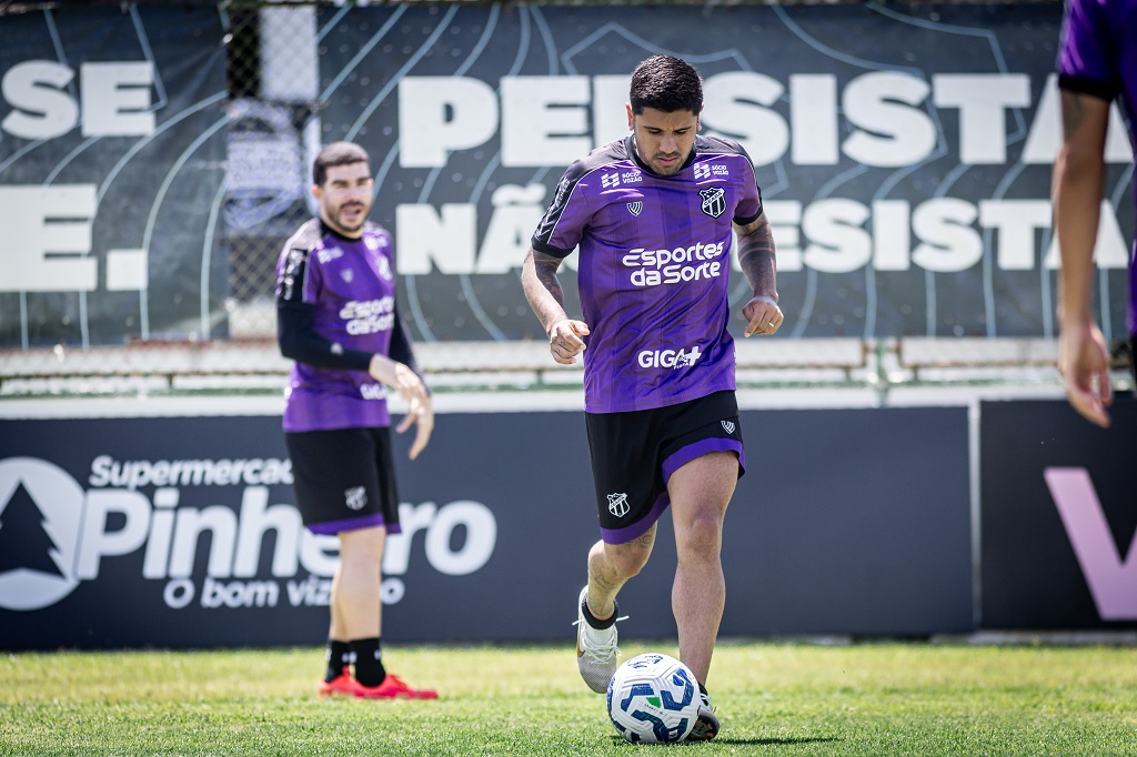 Antes de viagem para Belo Horizonte, Ceará finaliza suas atividades para duelo com o Atlético/MG