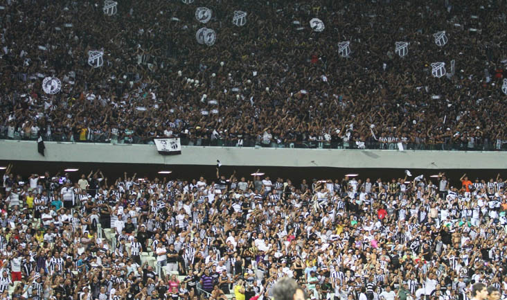 Continua a venda de ingressos para Ceará x Chapecoense