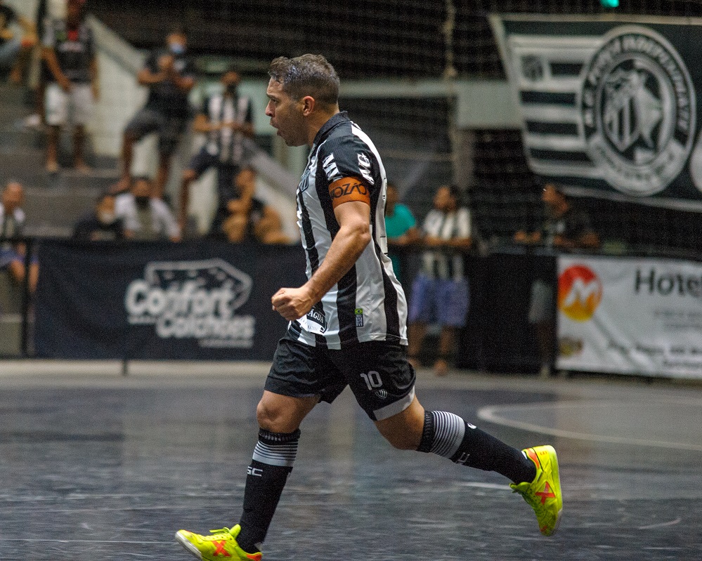 Futsal: João César marca duas vezes e Ceará vence o Pires Ferreira no jogo de ida das semifinais do Campeonato Cearense