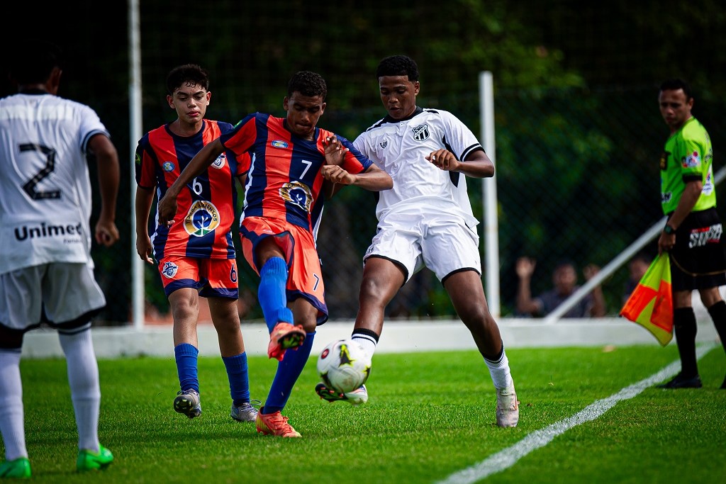 Sub 14: Em mais um jogo da Supercopa Seromo, Ceará derrota Anjos do Céu por 2x0
