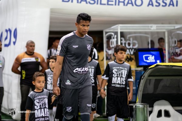 Diogo Silva diz viver melhor momento da carreira 