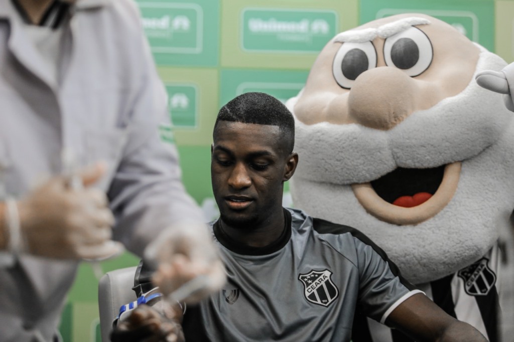 Atletas do Vozão realizam exames de pré-temporada no Hospital da Unimed