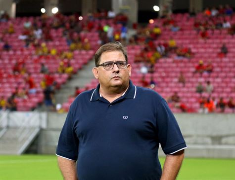 Nova comissão técnica alvinegra realiza acompanhamento individualizado com atletas do elenco