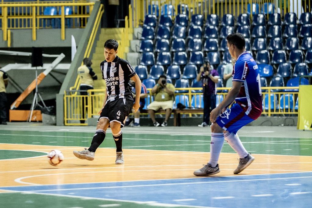Futsal: No Paulo Sarasate, Ceará encara Clássico-Rei pelo Campeonato Cearense