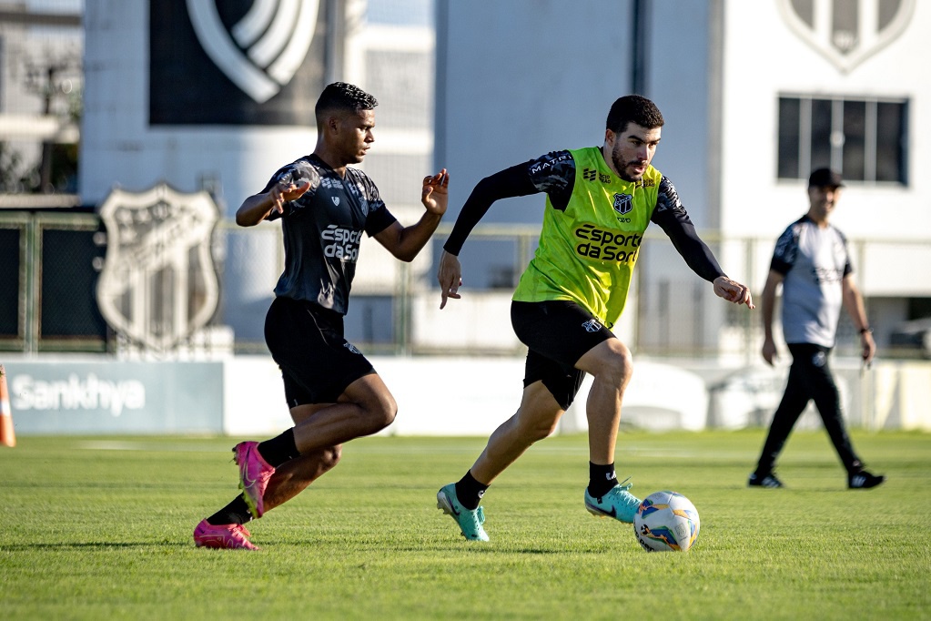 Ceará realiza último treinamento e está pronto para enfrentar o Iguatu