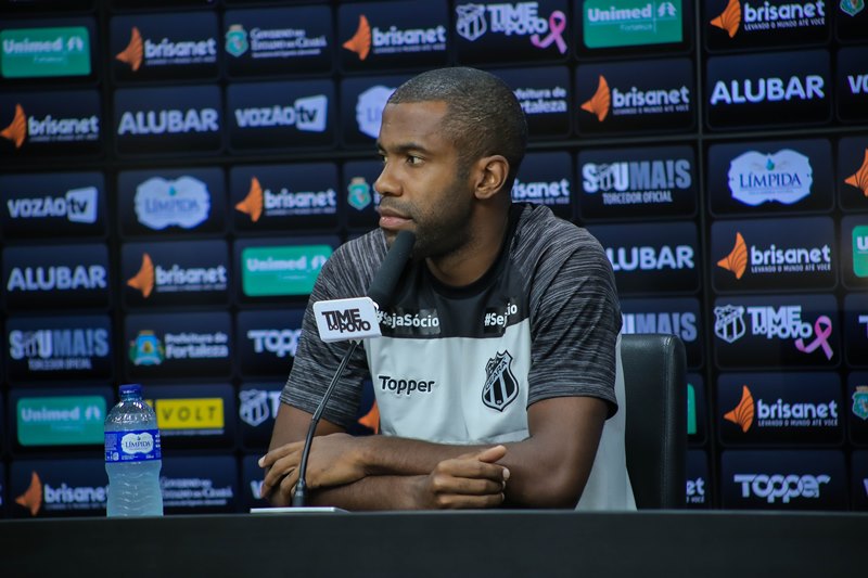 Em entrevista coletiva, Fabinho fala sobre próximo desafio do Vozão 