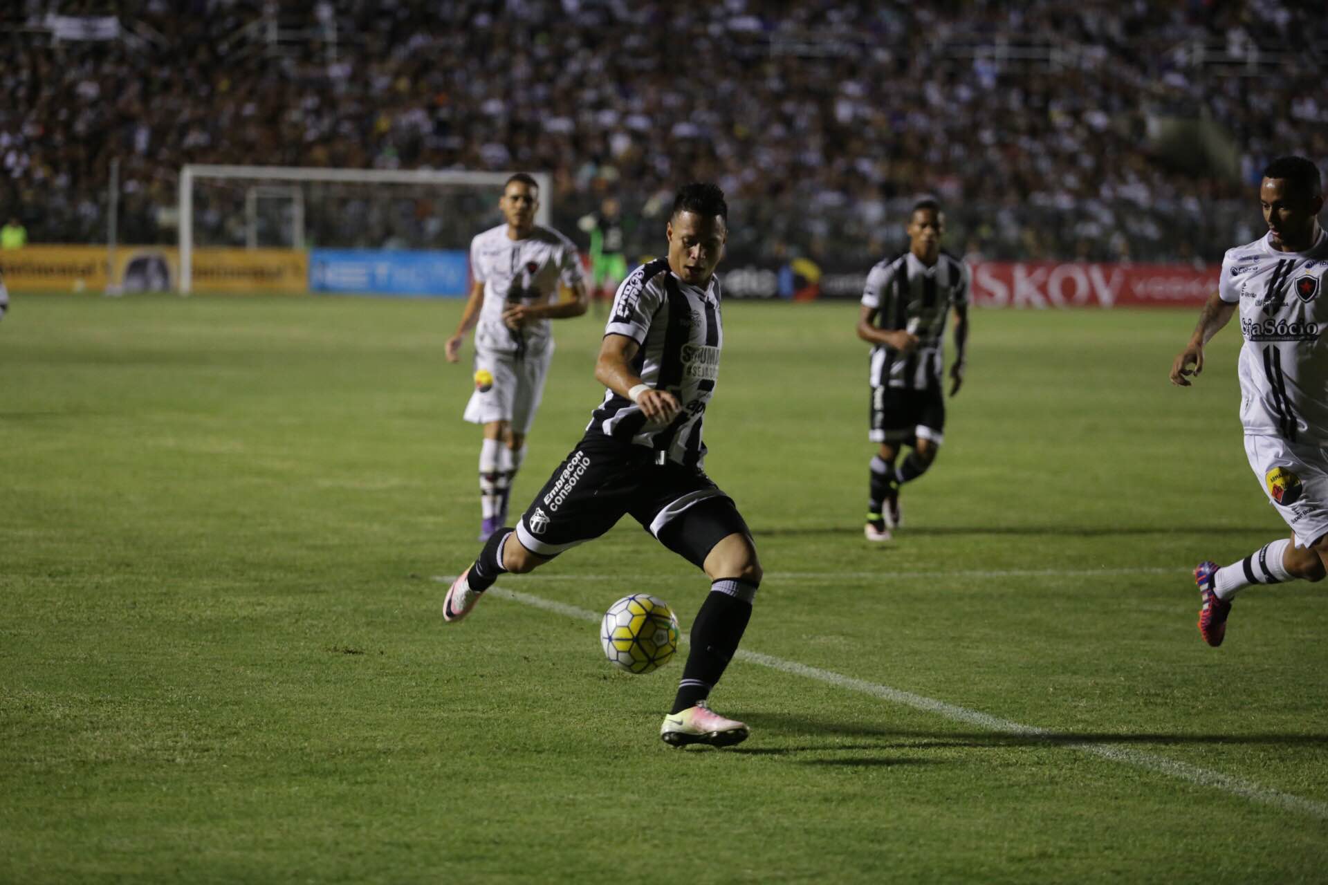 Ceará empata com Botafogo(PB) e agora pensa na Série B