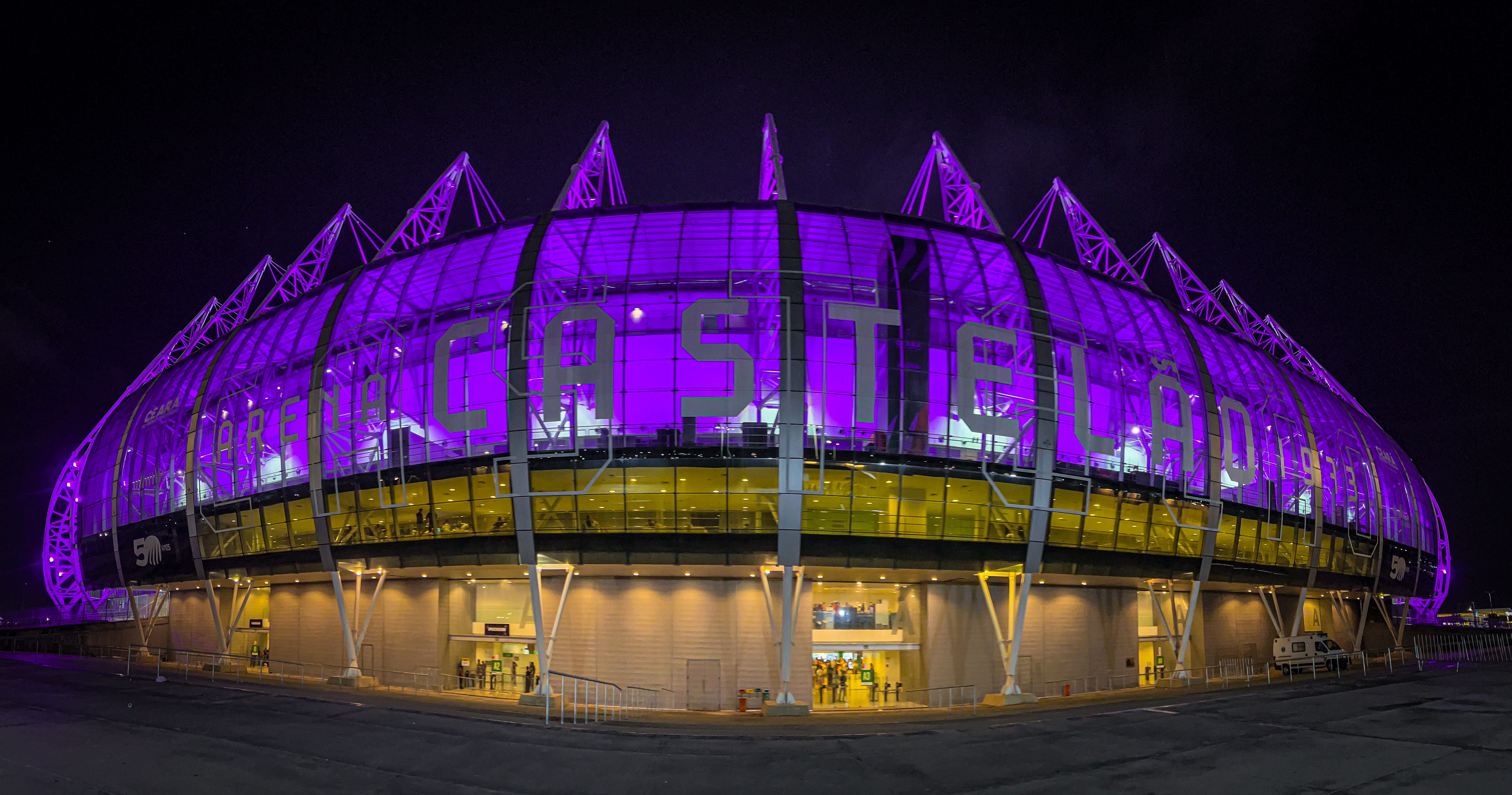 Devido ao show, estacionamento da Arena Castelão terá redução de 1262 vagas em Ceará x Operário/PR