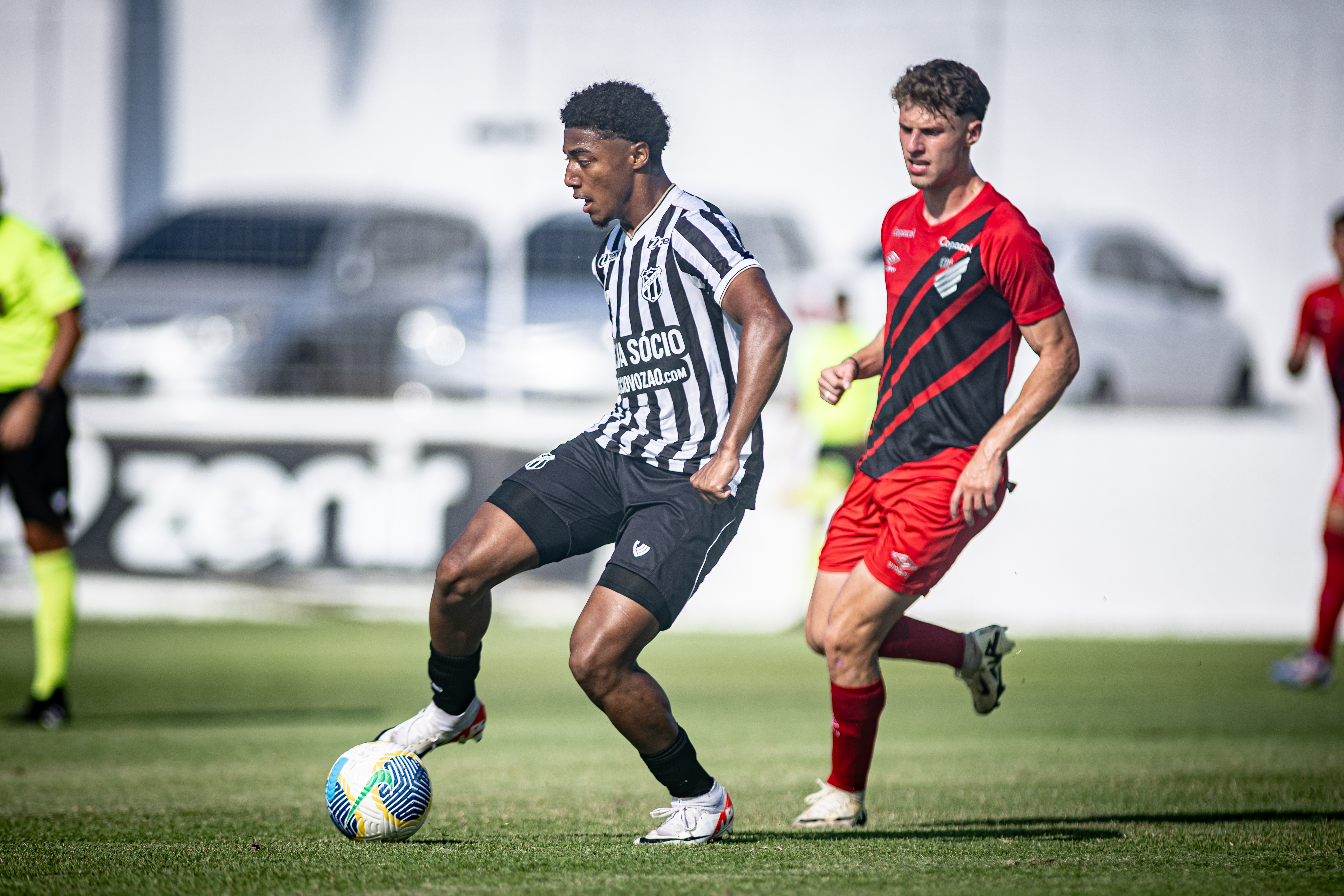 Sub-17: Ceará é superado pelo Athletico Paranaense em partida do Campeonato Brasileiro