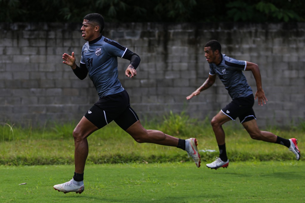 Após classificação para a final da Copa do Nordeste, elenco se reapresenta com foco na decisão