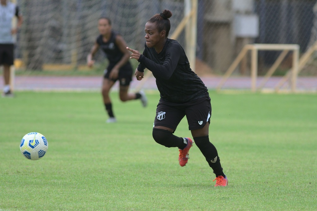 Fut. Feminino: Visando o Clássico-Rainha, Meninas do Vozão realizam penúltimo treino na Cidade Vozão